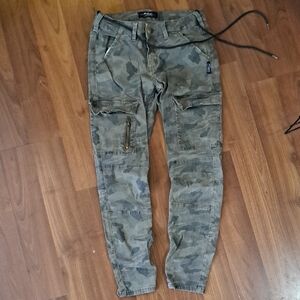 Vintage Silver Jeans Green Camouflage Cargo Pants